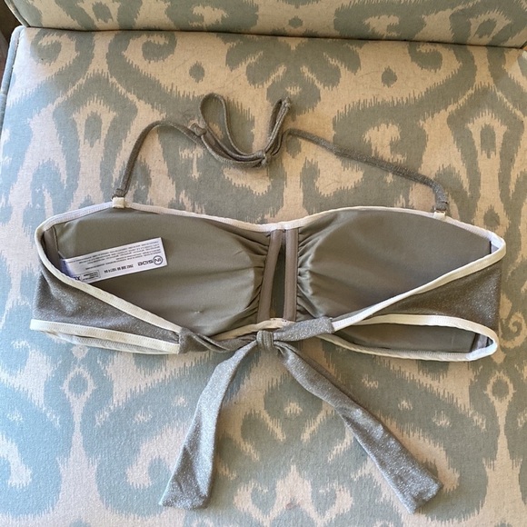 Shimmer Bandeau bikini top NWOT - Picture 2 of 5